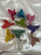 Mermaid-tail claw clip